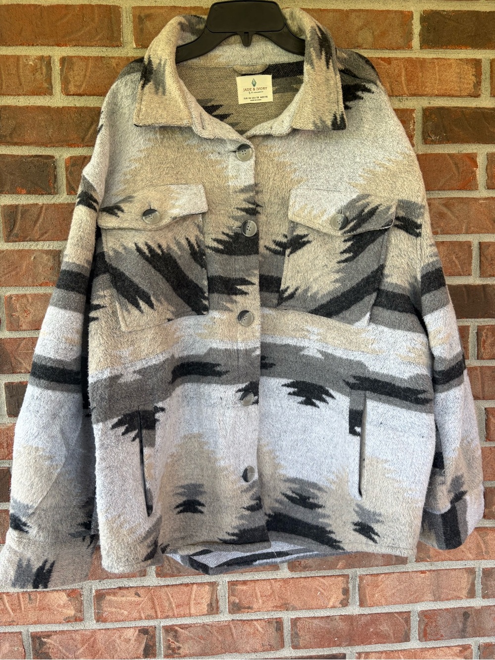 Jade & Ivory Women’s Aztec Gray Patterned Wool-Blend Shacket Jacket 1XL
